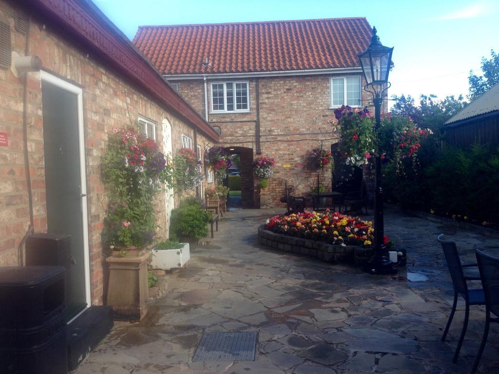Heworth Court Hotel York Extérieur photo