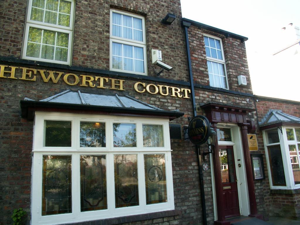 Heworth Court Hotel York Extérieur photo