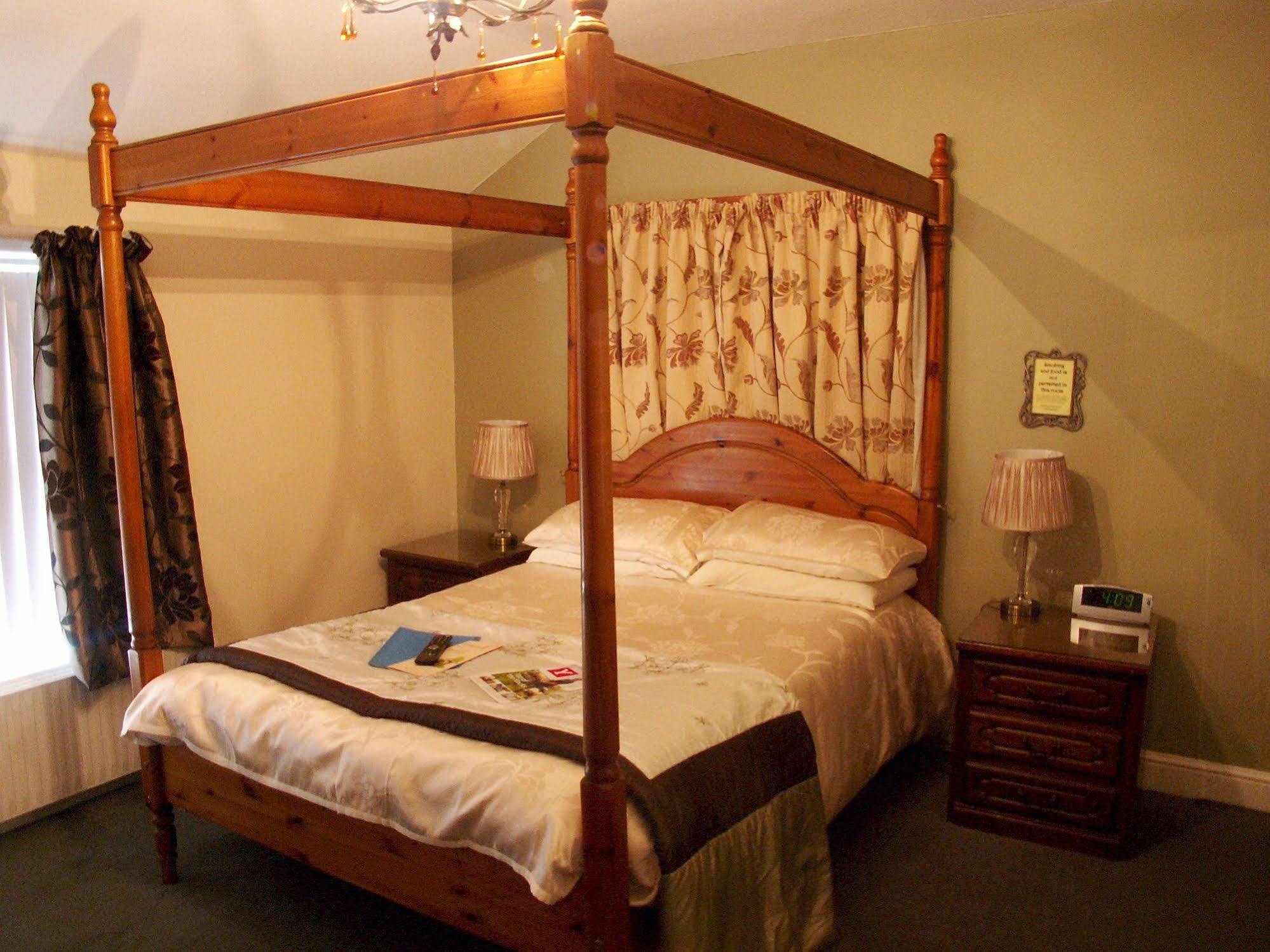 Heworth Court Hotel York Extérieur photo