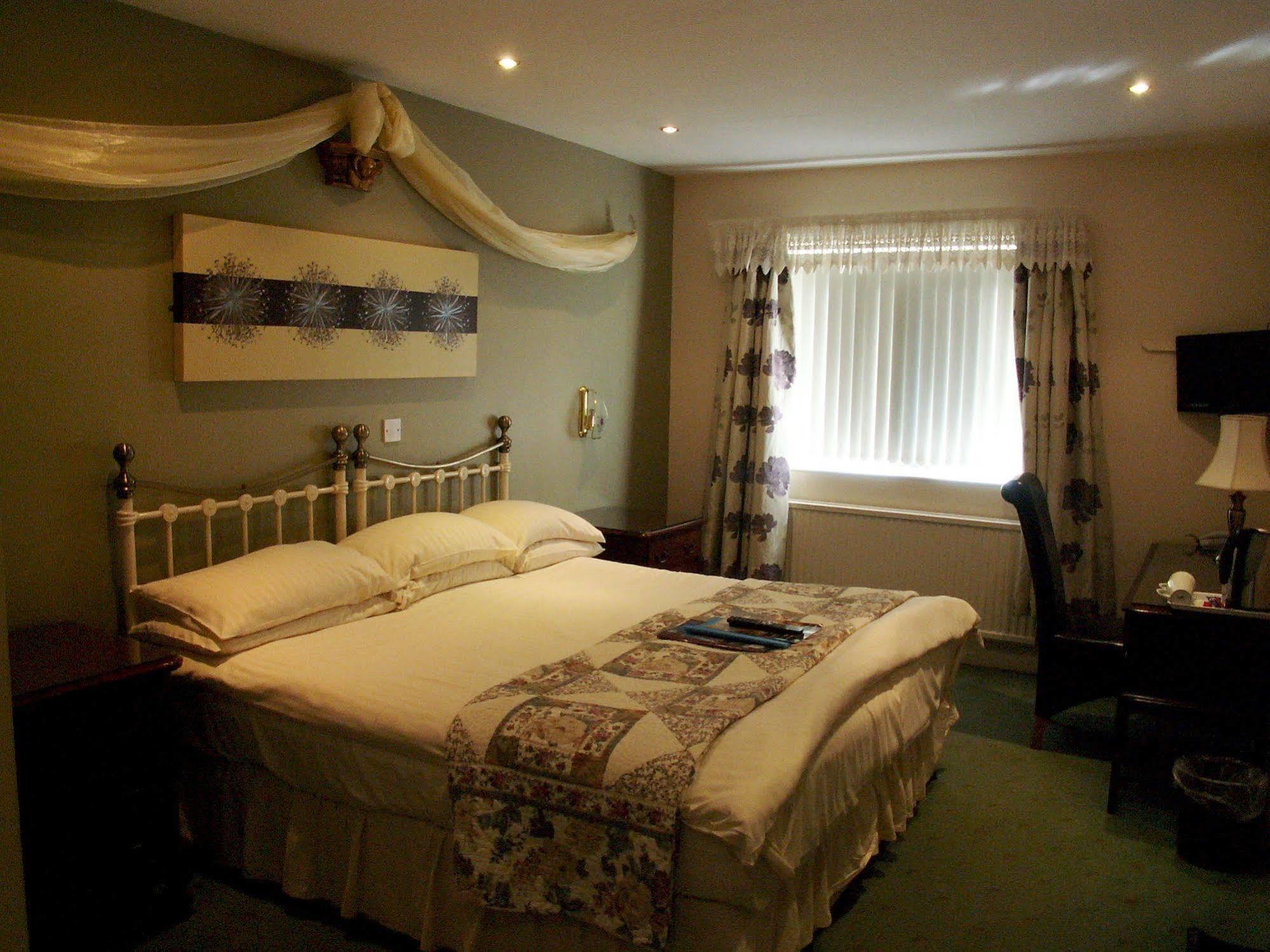 Heworth Court Hotel York Extérieur photo